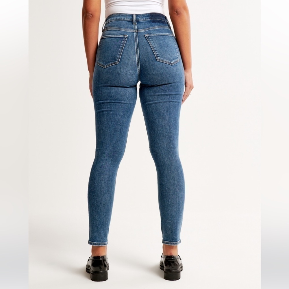Abercrombie Curve Love High Rise Super Skinny Ankle Jean MEDIUM DESTROY, 31 LONG - Picture 5 of 16